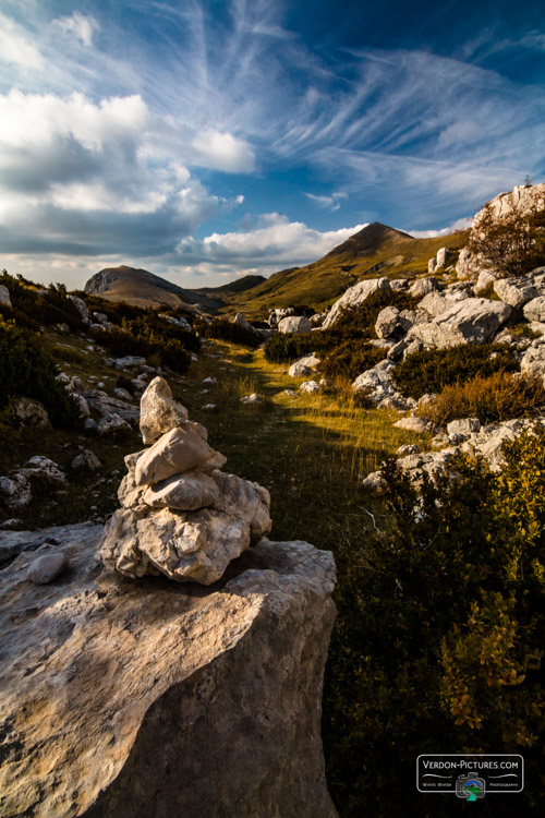 photo cairn sur la randonnee au plateau de prau, Verdon